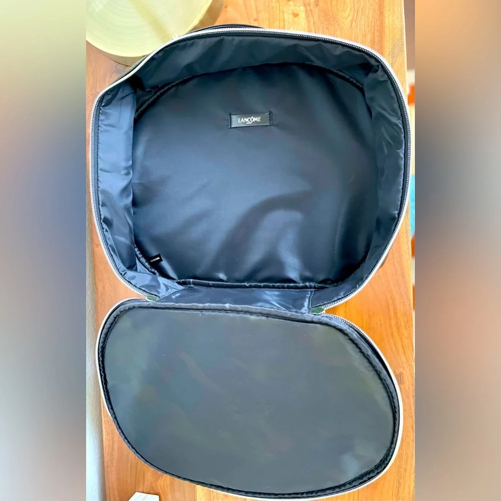 Lancome Large Round Black Patent Leather-Look Makeup Case Travel Bag NWOT